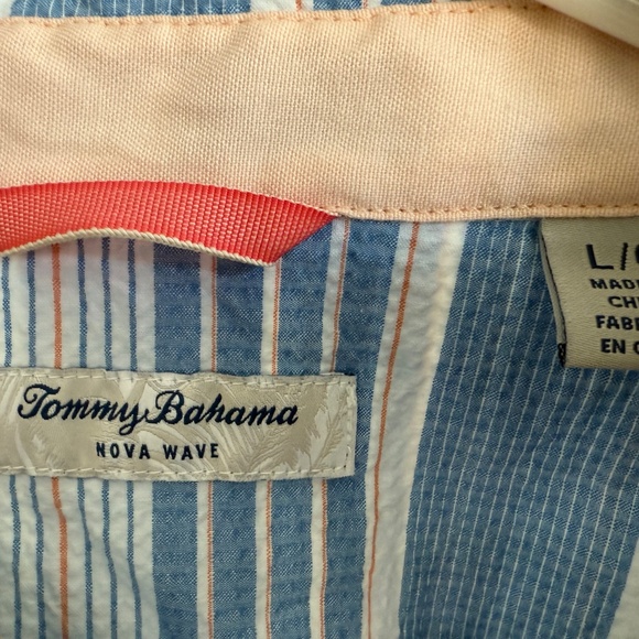 Tommy Bahama Men's Nova Wave Short Sleeve Button-Down Shirt, Size L - Picture 2 of 3